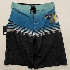 NWT Burnside 28 x 11" Striped Performance‎ Board Shorts Zip Pocket Wax Comb